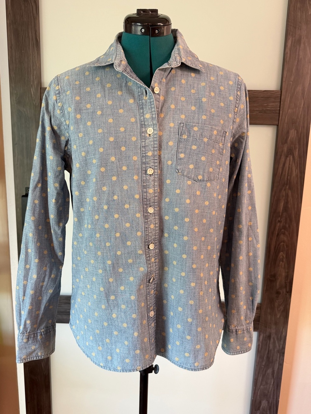 Lands' End Blue Chambray Button-Down with Polka Dots 100% Cotton